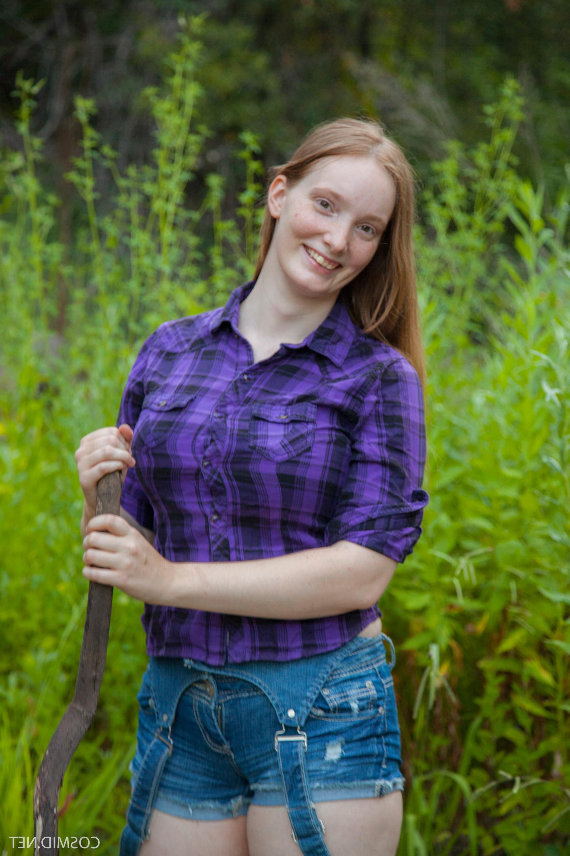 16P Busty redhead Julia Fleming gets naked up the creek