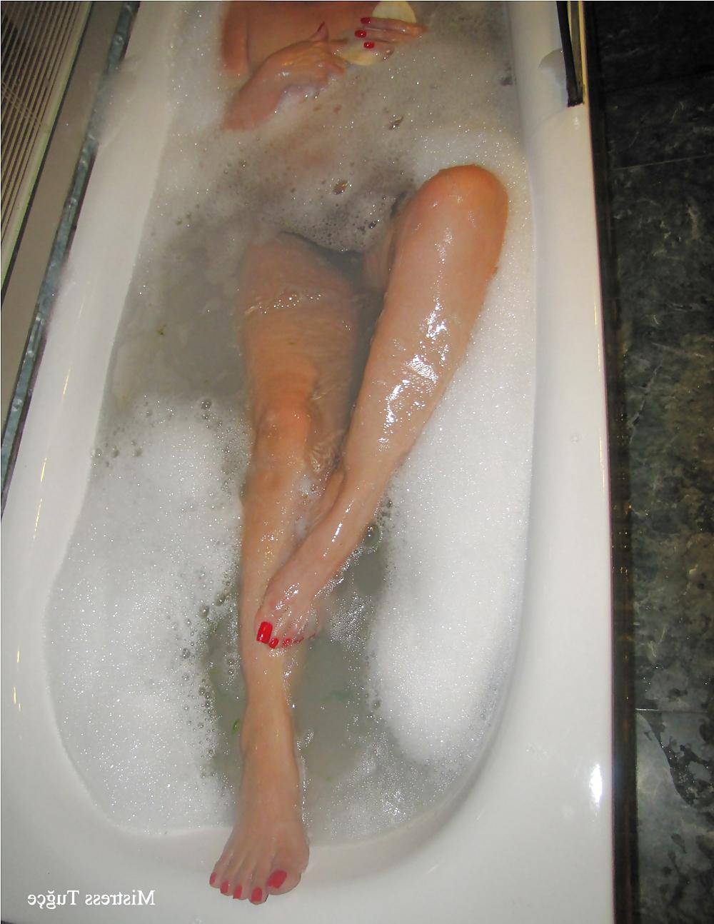25P Turkish mistress.they are exactly foot queen.