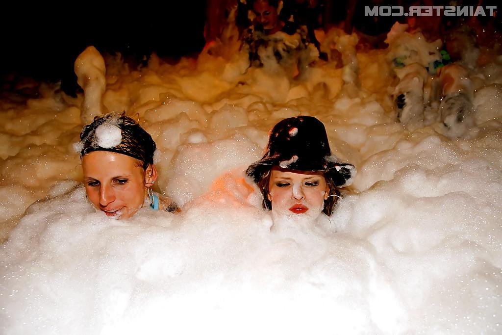 16P Luscious gals enjoy a wild sex orgy at the european foam party