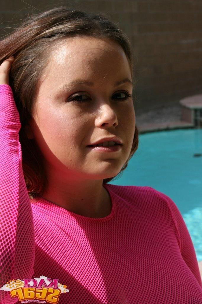 20P Pictures of teen porn girl Kaci Star showing you her pussy and tits