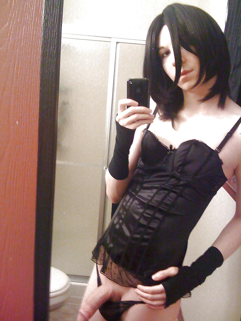 14P Shemale self pics 11