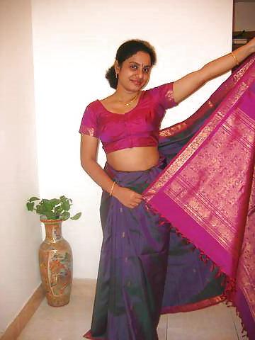 10P India Girl Pooja (Desi)