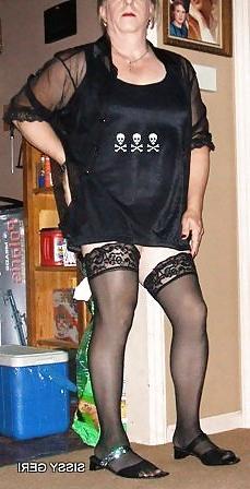 17P I'm Looking For dick to suck. prefer big and black