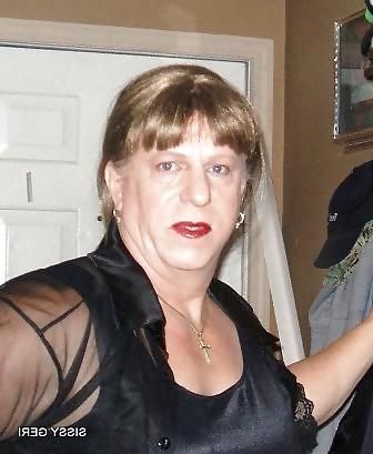 17P I'm Looking For dick to suck. prefer big and black