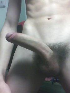 8P Single aussie guy