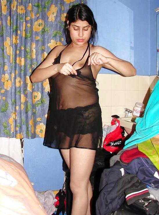 25P INDIAN, PAKI, SIKH, DESI GIRL IN HOTELS UK