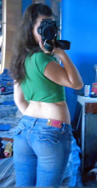 25P Some more sexy blue jeans