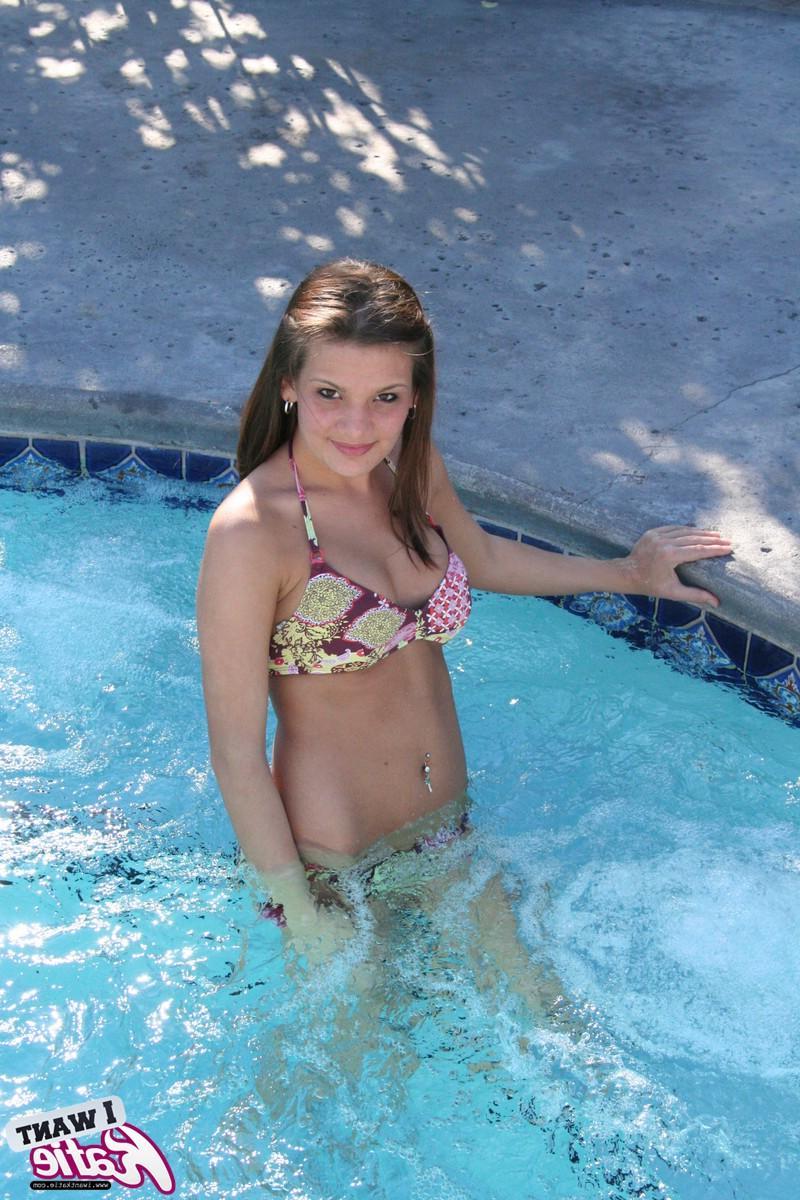 12P Busty teen girl Katie gets wet just for you