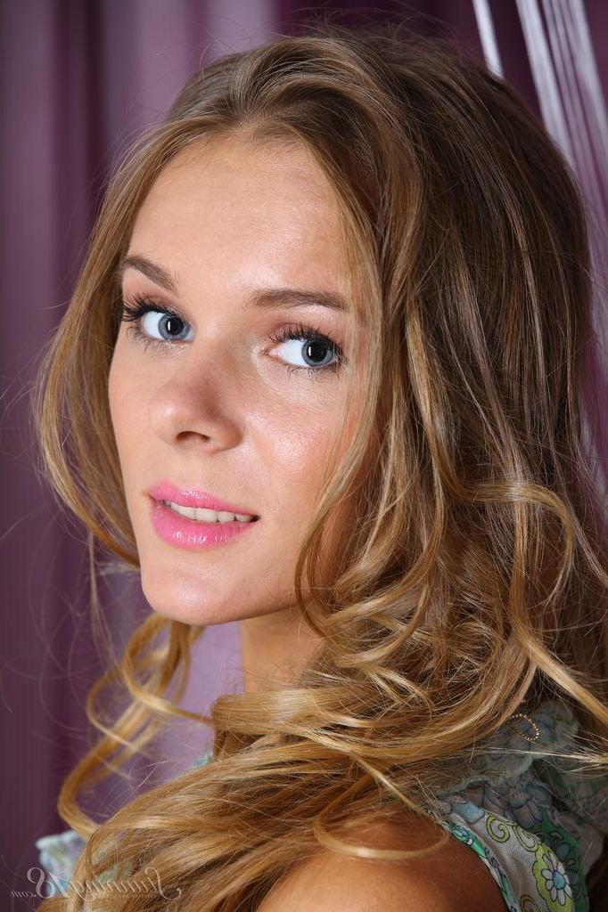16P Blonde beauty Katie A displays her gorgeous nude body in "Ribbons"