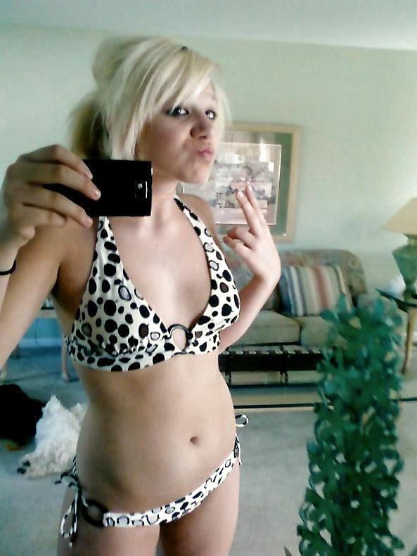 25P Amateur Self-Shots 5