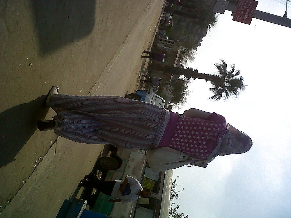 6P Arab hijab ass in street