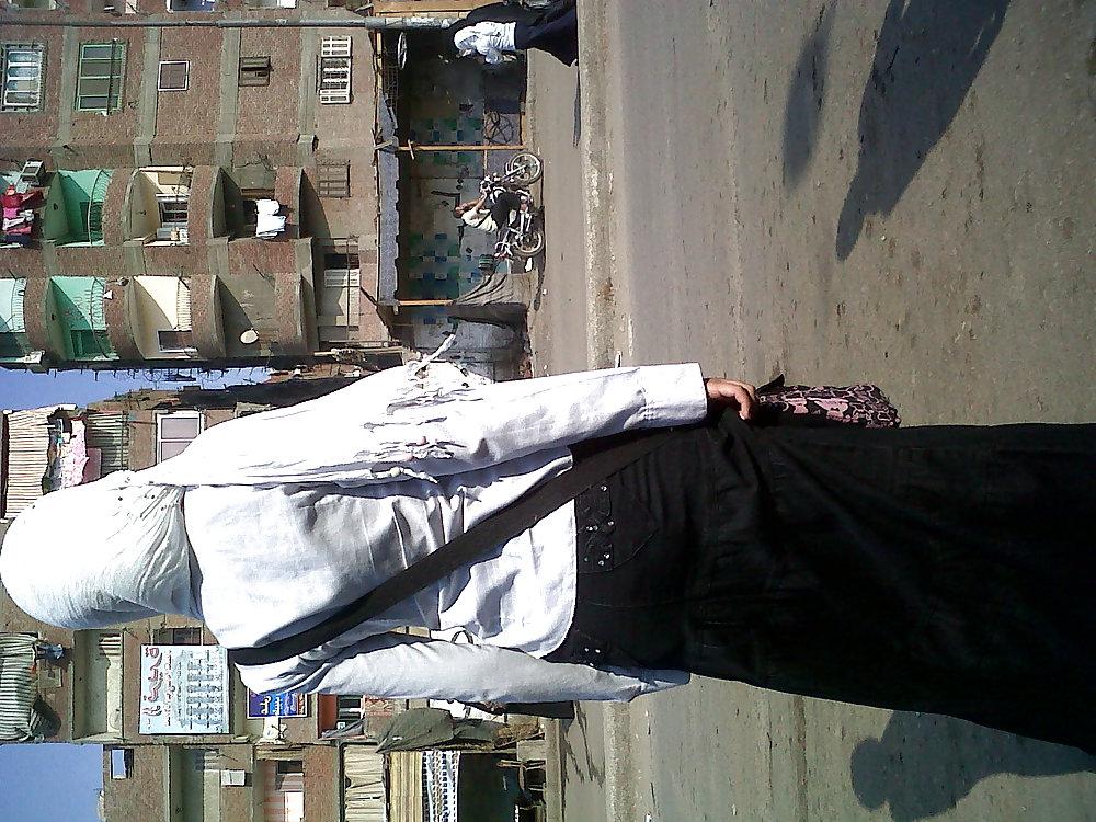 6P Arab hijab ass in street