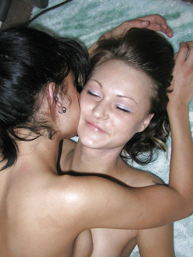 25P Lesbians 114p 10.2