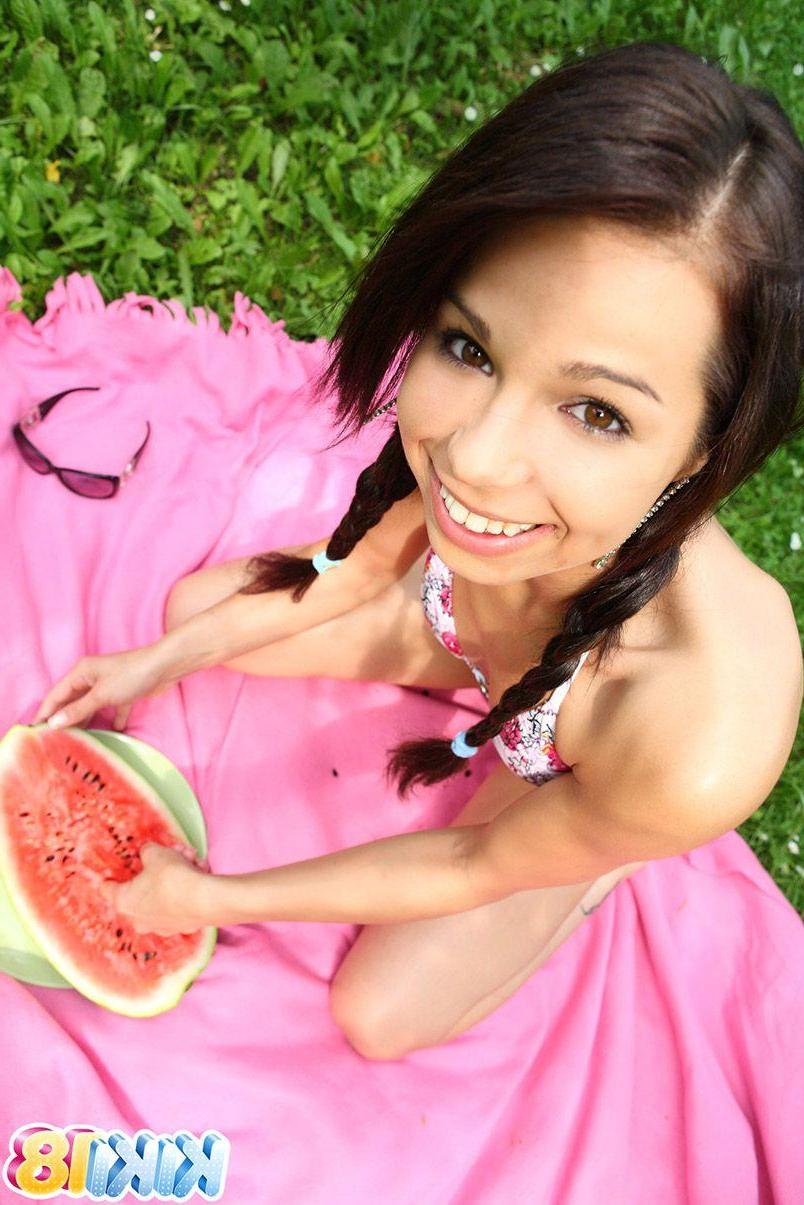 15P Pictures of Kiki 18 enjoying some sweet tasting fruit