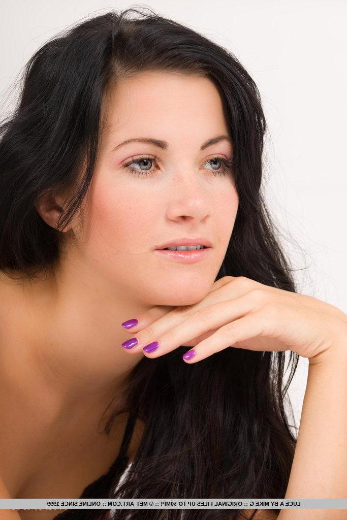 18P Pictures of teen beauty Luce A totally nude and spreading just for you