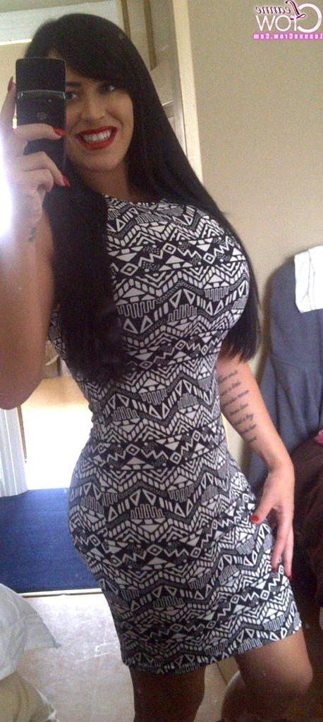 15P Leanne Crow takes some hot selfies of her enormous jugs
