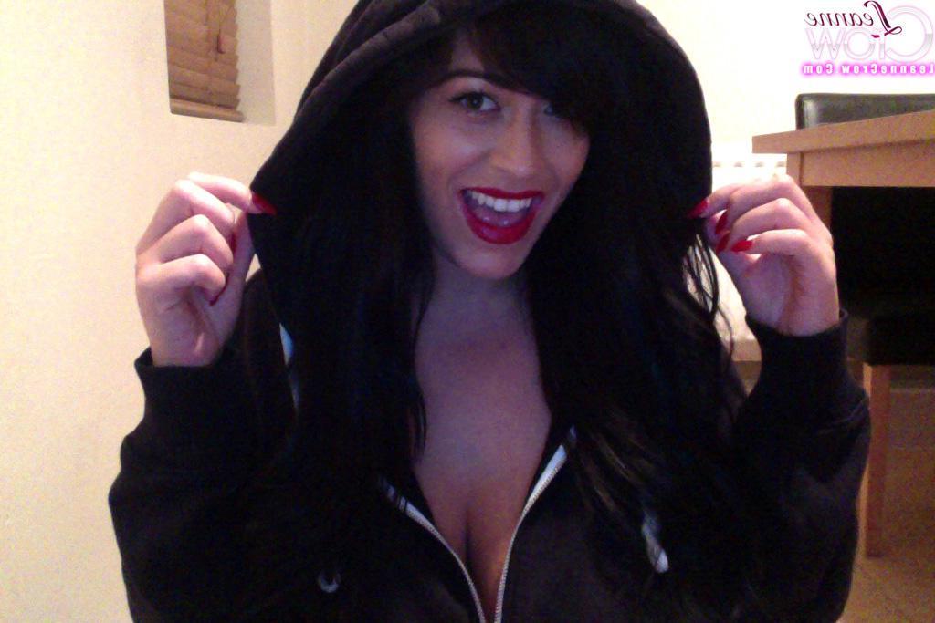 15P Leanne Crow takes some hot selfies of her enormous jugs