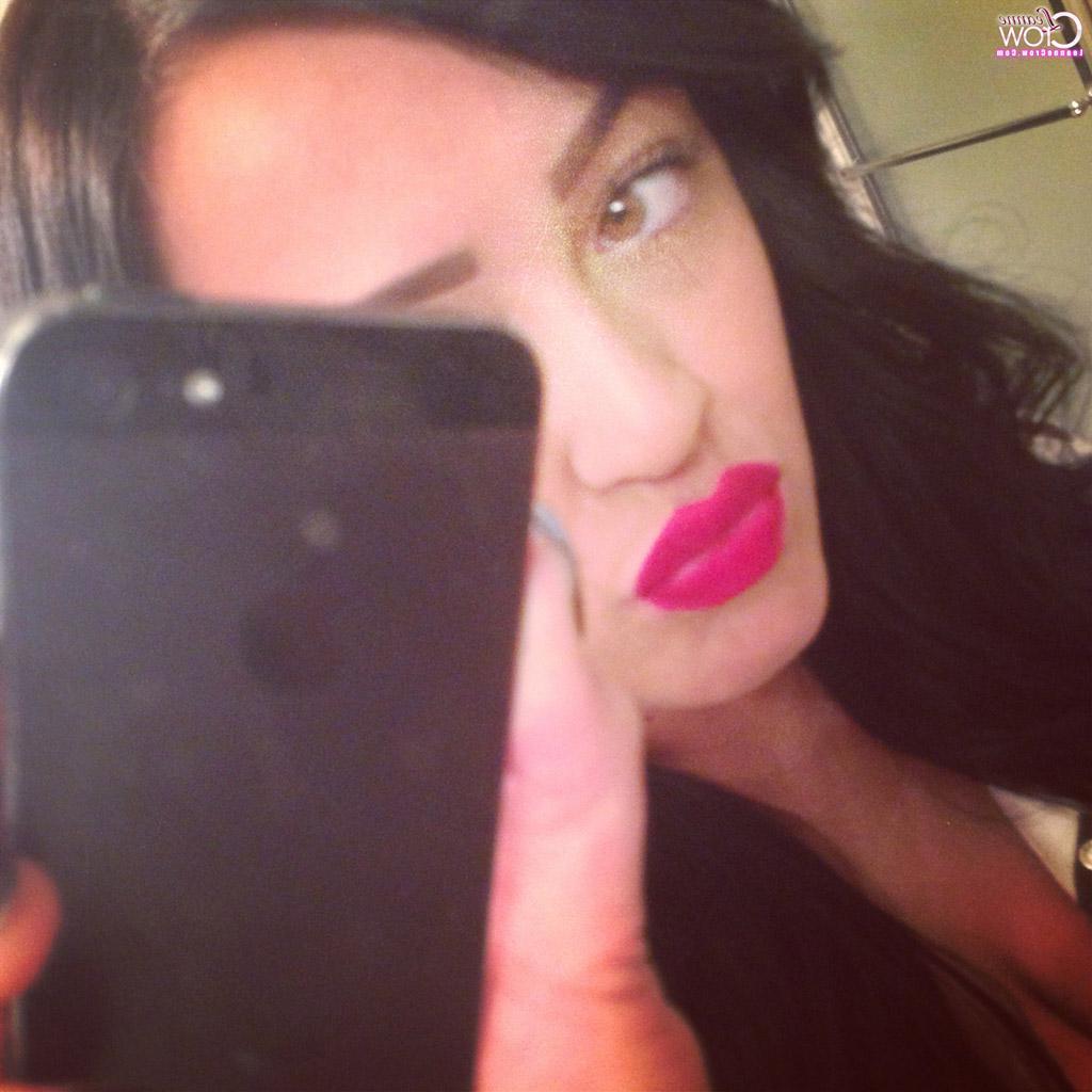 15P Busty babe Leanne Crow shares some of hot hot selfies