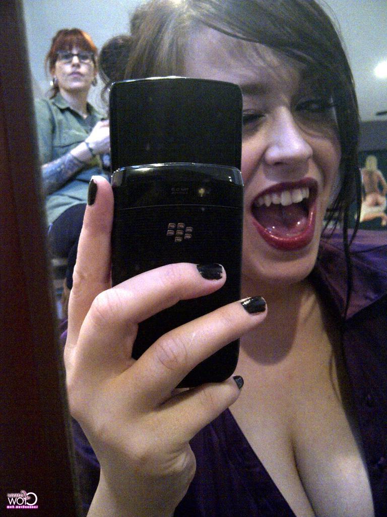 15P Leanne Crow shares selfies of her enormous titties
