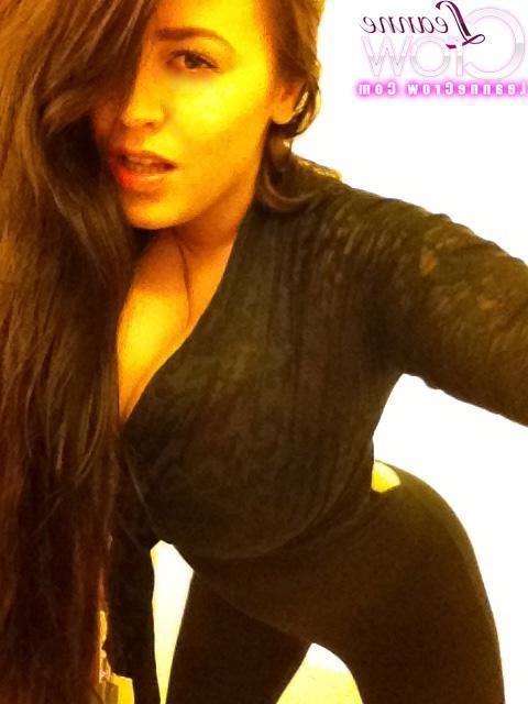 15P Leanne Crow shares selfies of her enormous titties