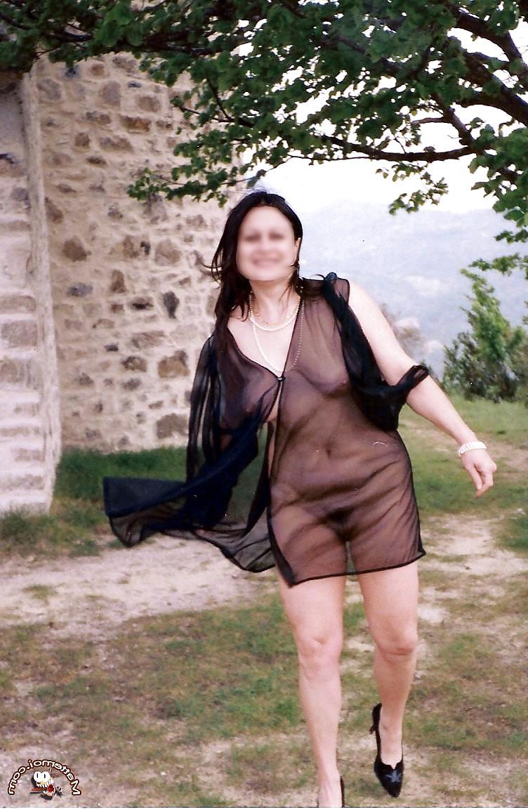 20P Hairy pussy upskirt outdoor