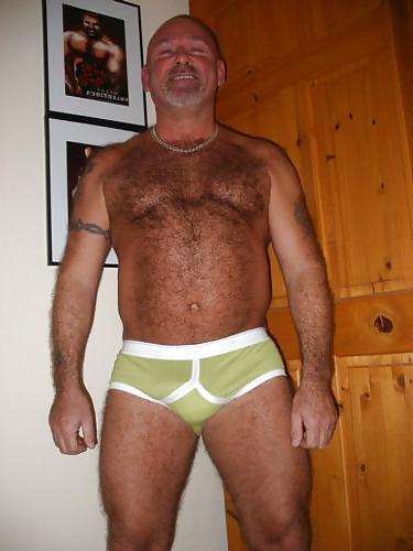 25P Hot bear in briefs