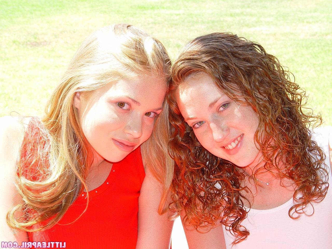 20P Pictures of two lesbian teens hanging out outside