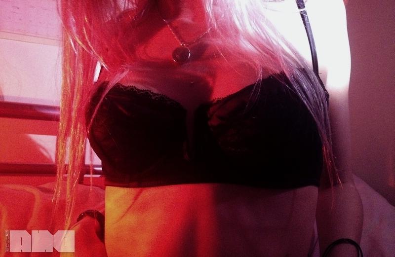 15P Hot alt girl Lovisa Grey shows you her tight nude body
