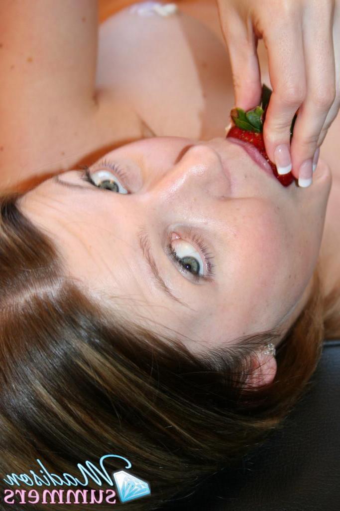 20P Pictures of Madison Summers making a sweet sundae out of herself