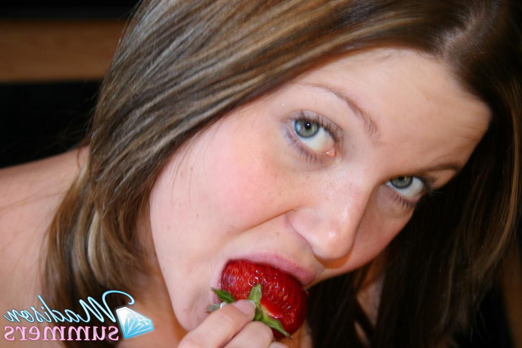 20P Pictures of Madison Summers making a sweet sundae out of herself
