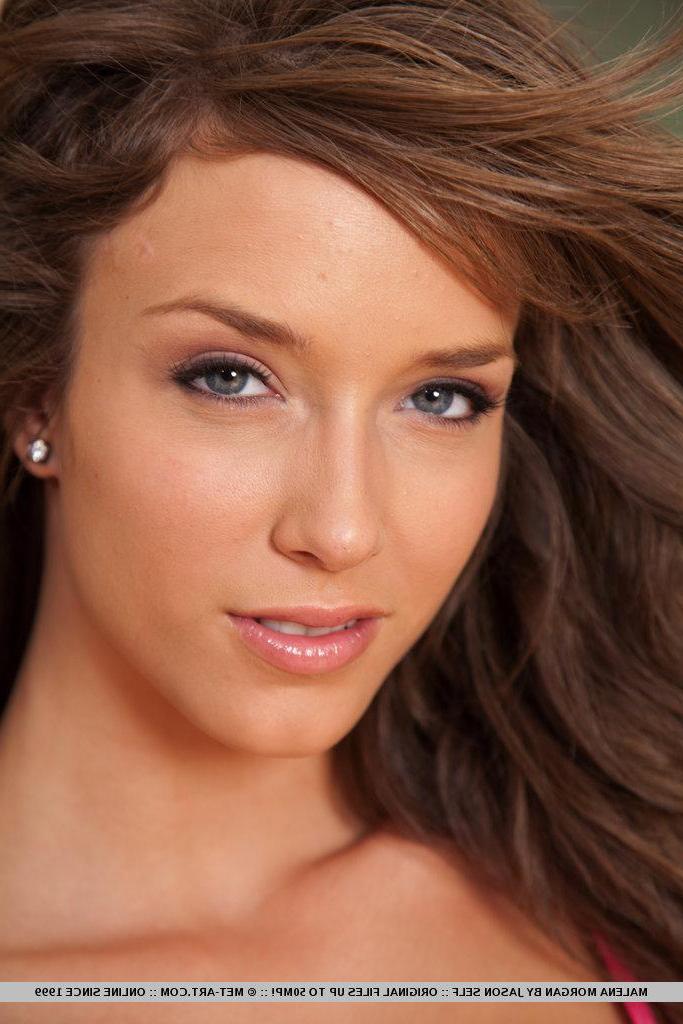18P Pictures of teen beauty Malena Morgan spreading her legs just for you