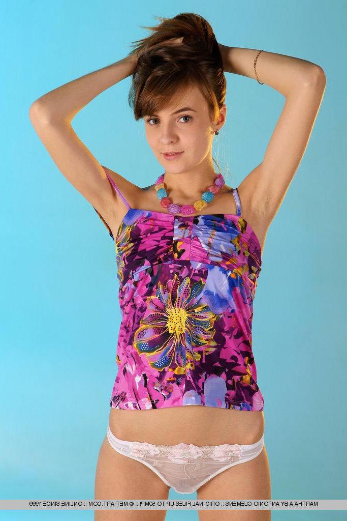 18P Pictures of teen beauty Martha A naked just for you