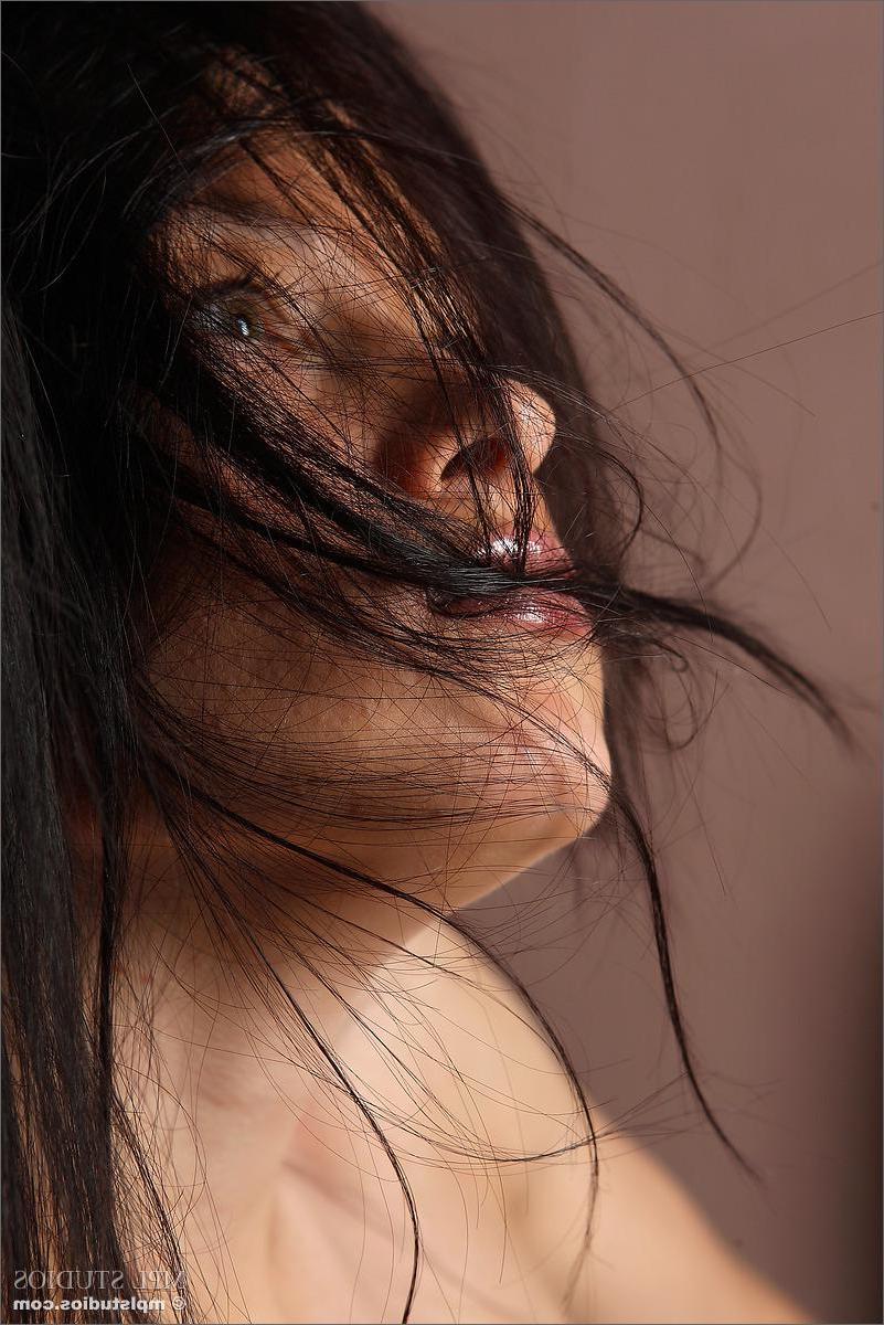 12P MPL Studios Presents Maria in "Russian Beauty"