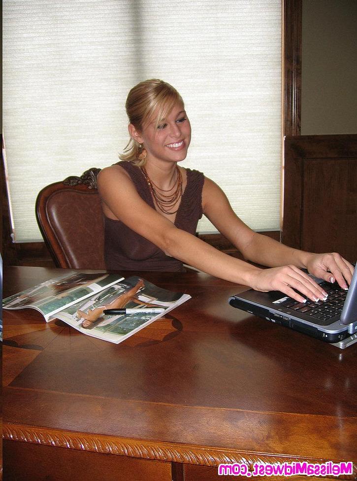 16P Melissa lets us see up her skirt while she works