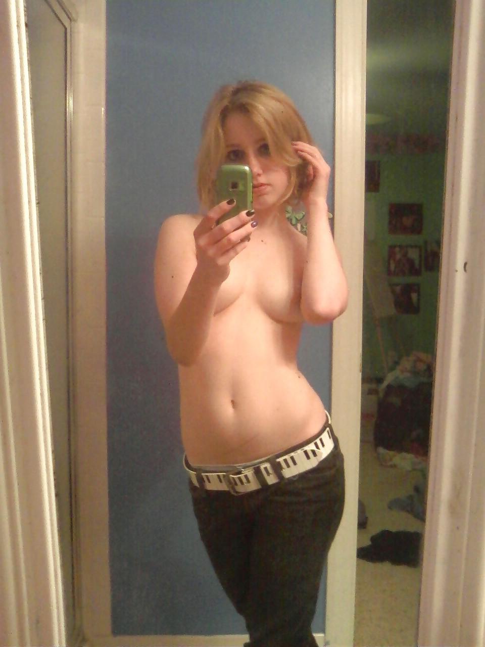 16P Self Shot Teen From, SmutDates