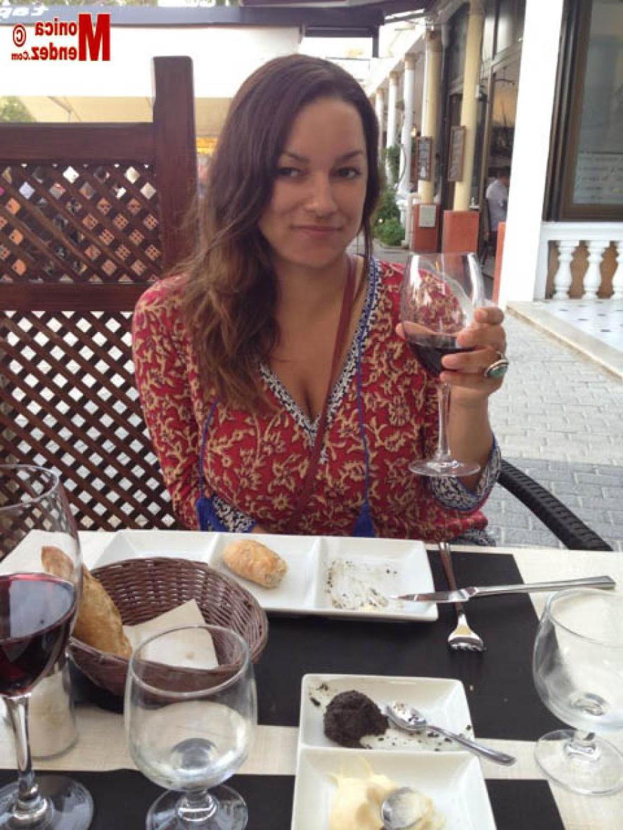 15P Busty babe Monica Mendez shares some candids from her vacation