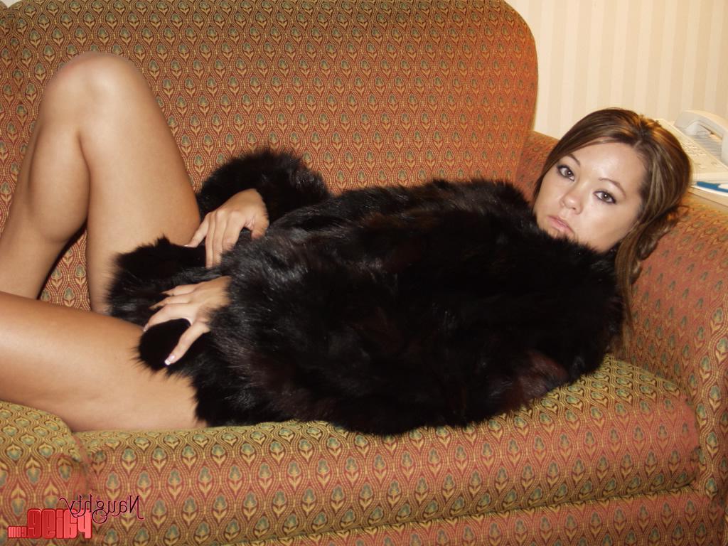20P Pictures of teen babe Naughty Paige waiting for you in her corset