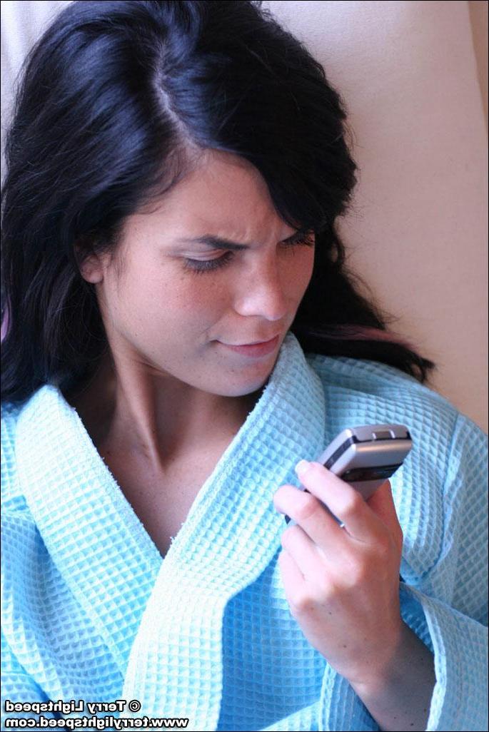 20P Pictures of teen hottie Terry Lightspeed touching herself while she talks to you