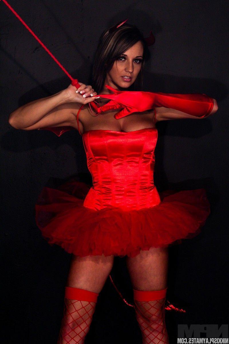 15P Pictures of teen babe Nikki Sims getting freaky on Halloween