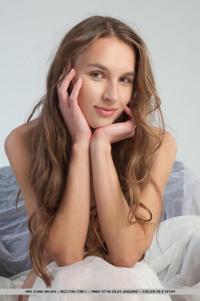 18P Pictures of teen beauty Patsy A showing her beautiful vagina