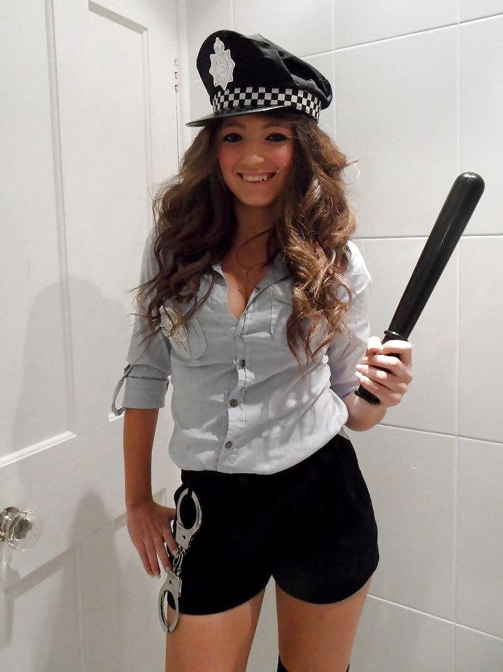 25P Halloween Sluts From,SmutDates