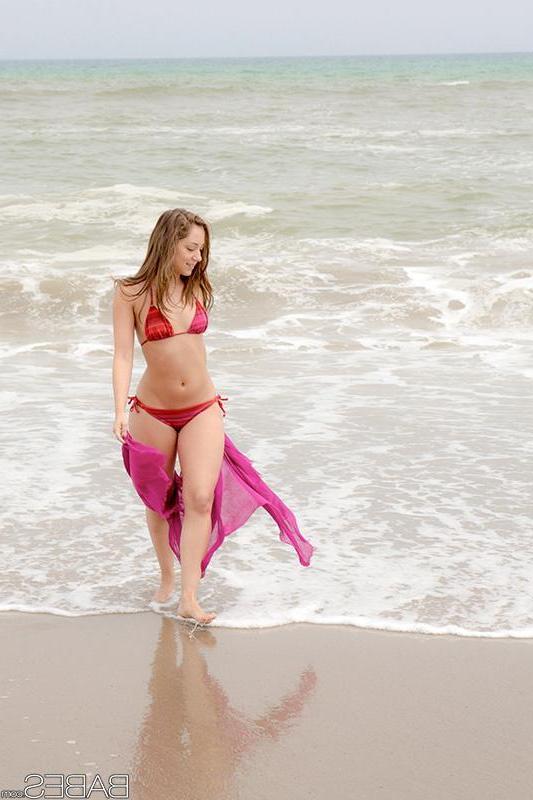 14P Brunette girl Remy LaCroix gets fucked hard after a day at the beach