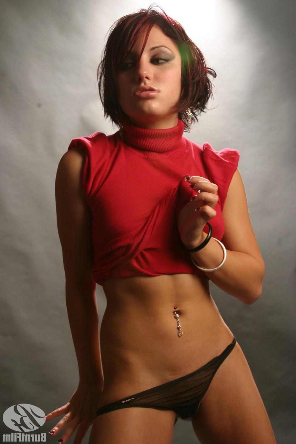 15P Hot model Risi Simms gives you a strip tease in her red dress