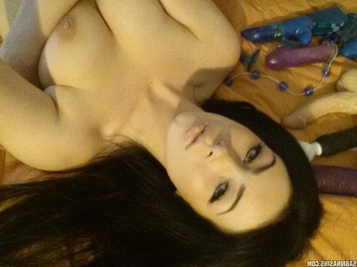 15P Gorgeous model Sabrina Sins takes stunning pics of her hot self