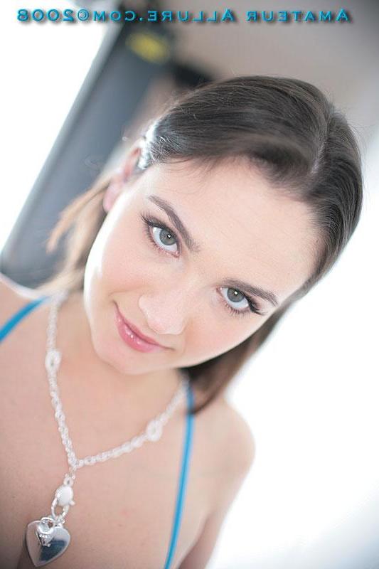16P Shaved teen beauty blows cock, spreads and fucks