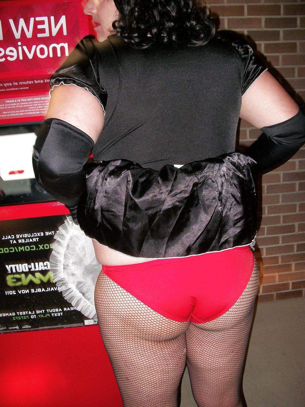 10P Halloween Hijinks