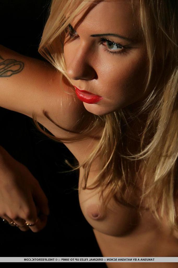 16P Blonde beauty Tanusha A will knock you out with her beauty