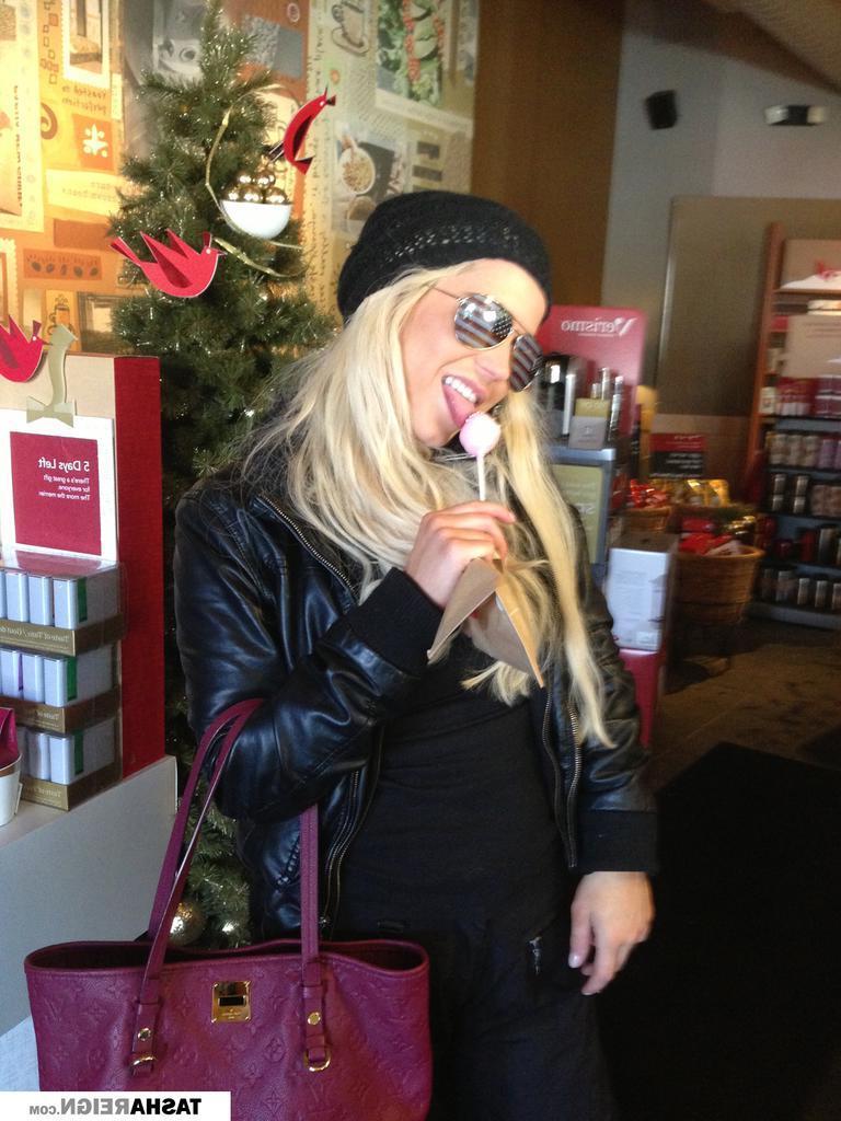 15P Various pics of Tasha Reign candid and horny