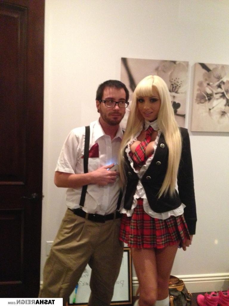 15P Tasha Reign shares some sexy candid pics with you