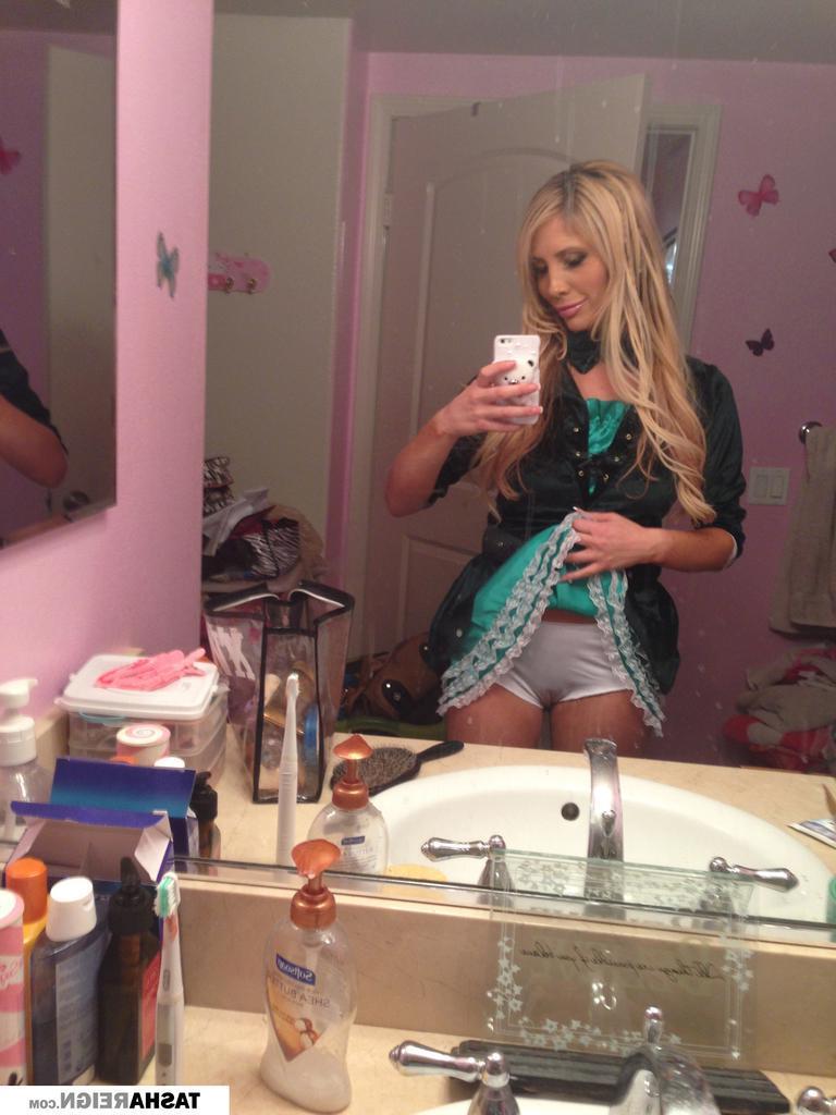 15P Tasha Reign shares some sexy candid pics with you
